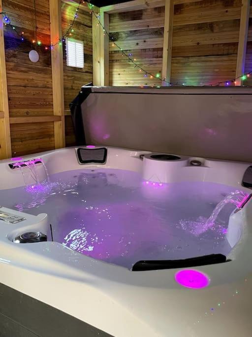 Central Area Terraced House With Private Hot Tub リンカーン エクステリア 写真
