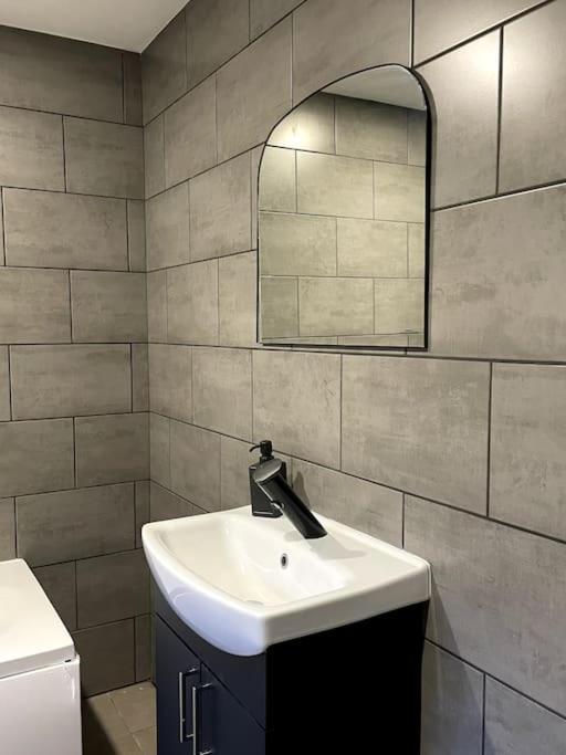 Central Area Terraced House With Private Hot Tub リンカーン エクステリア 写真